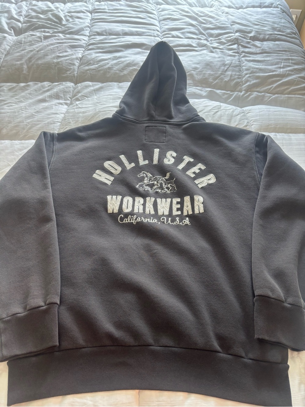 Hollister Workwear Spellout Gray Hoodie Size XL
